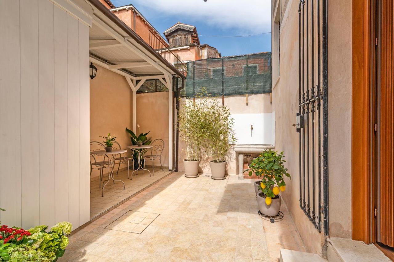 Residenza La Duchessa Deluxe Rooms Venedig Exteriör bild
