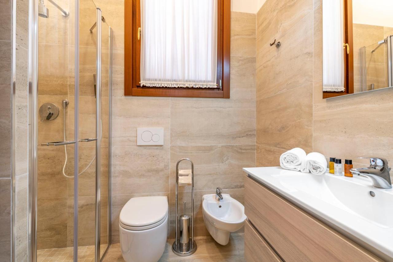 Residenza La Duchessa Deluxe Rooms Venedig Exteriör bild