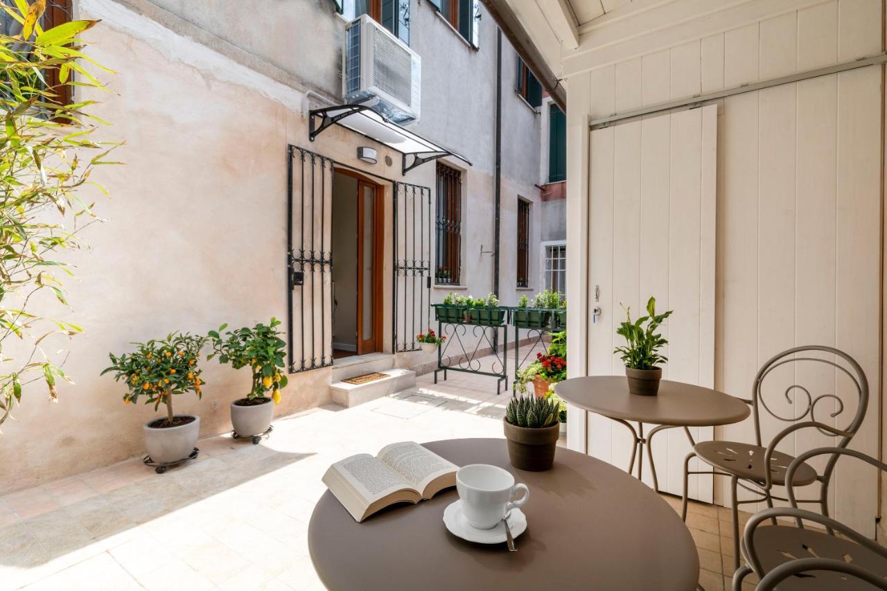 Residenza La Duchessa Deluxe Rooms Venedig Exteriör bild
